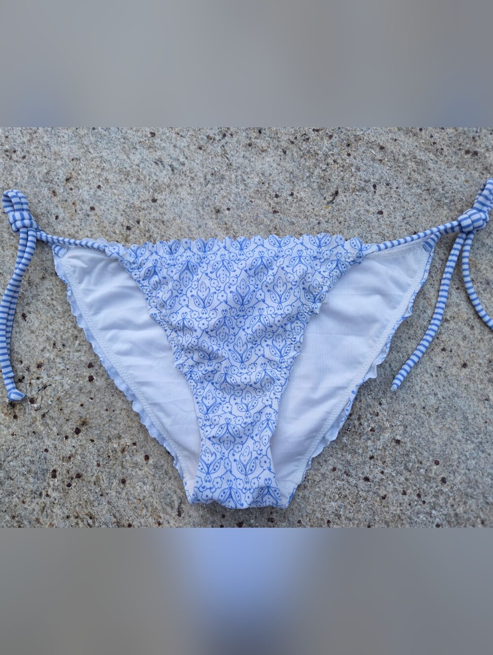 Victoria’s Secret Blue White Floral Side Tie Bikini Bottom Small